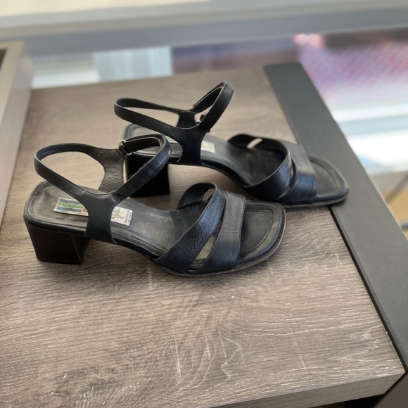Arnold Churgin Sandals - Picture 5 of 5